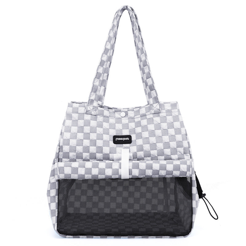 Portable small pet carrier for outings