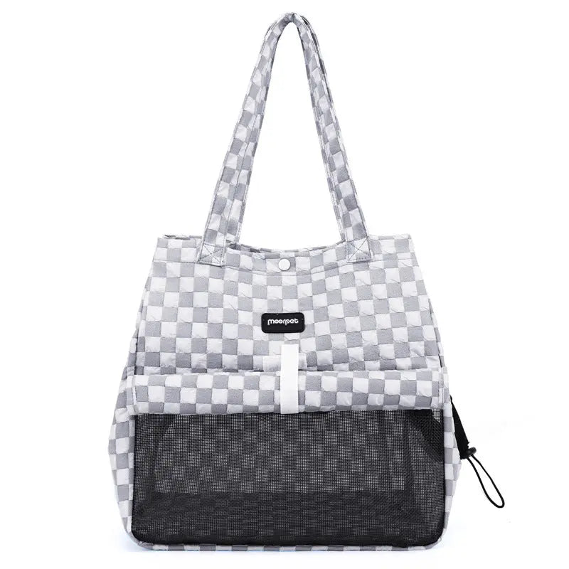 Portable small pet carrier for outings