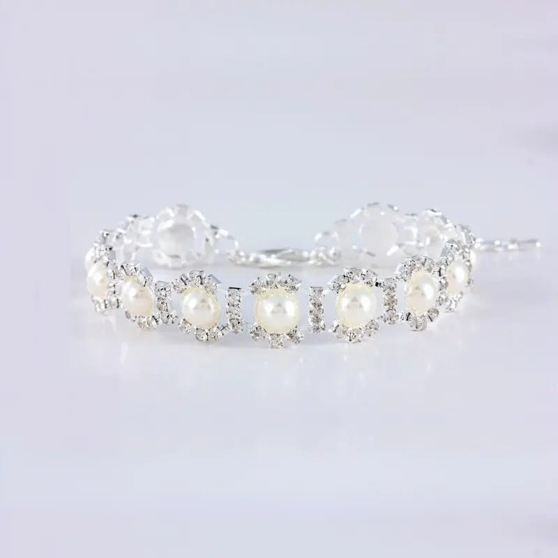 Pearl & Rhinestone Pet Necklace Collar – Elegant Jewelry for Dogs & Cats eprolo