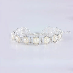Pearl & Rhinestone Pet Necklace Collar – Elegant Jewelry for Dogs & Cats eprolo