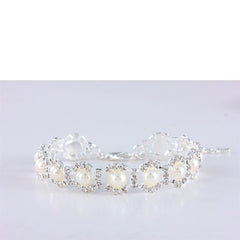 Pearl & Rhinestone Pet Necklace Collar – Elegant Jewelry for Dogs & Cats eprolo
