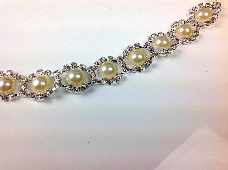 Dog Pearl Collar with elegant pearl embellishment